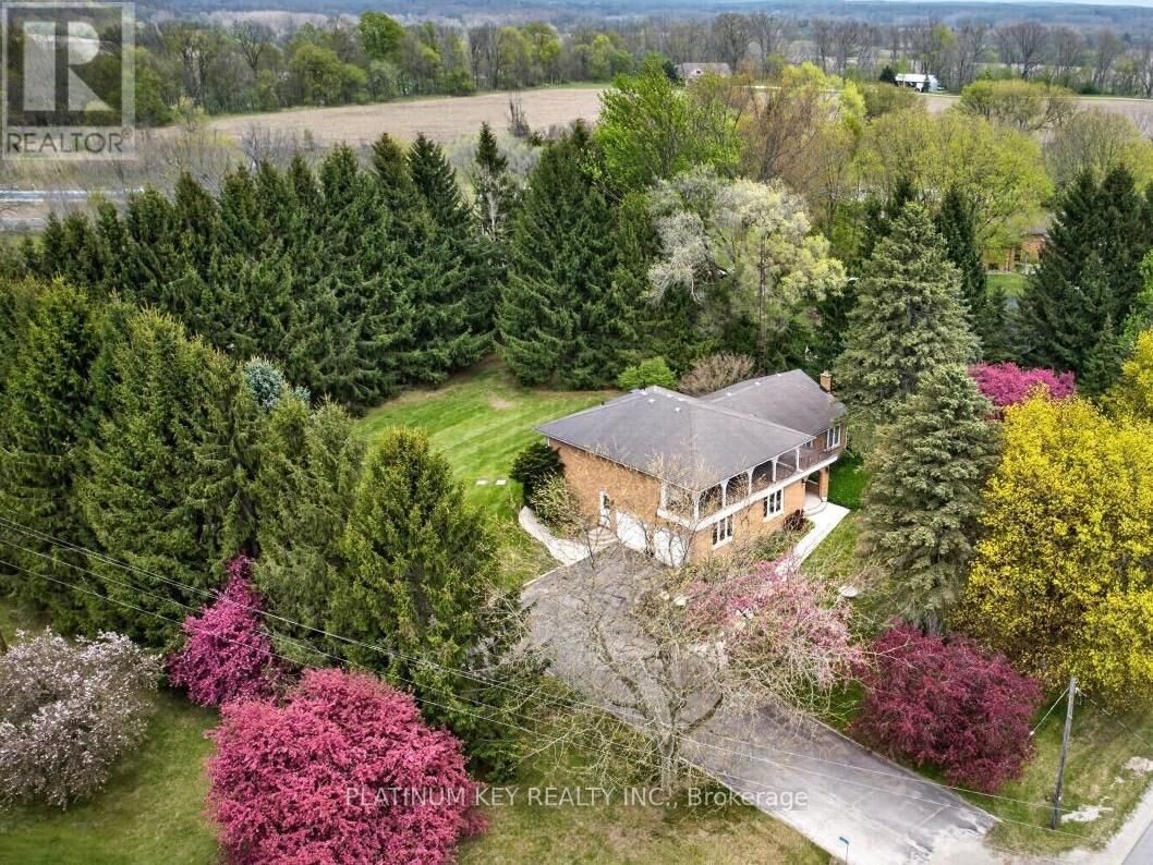 Property Photo:  21610 Adelaide Road  ON N0L 1W0 
