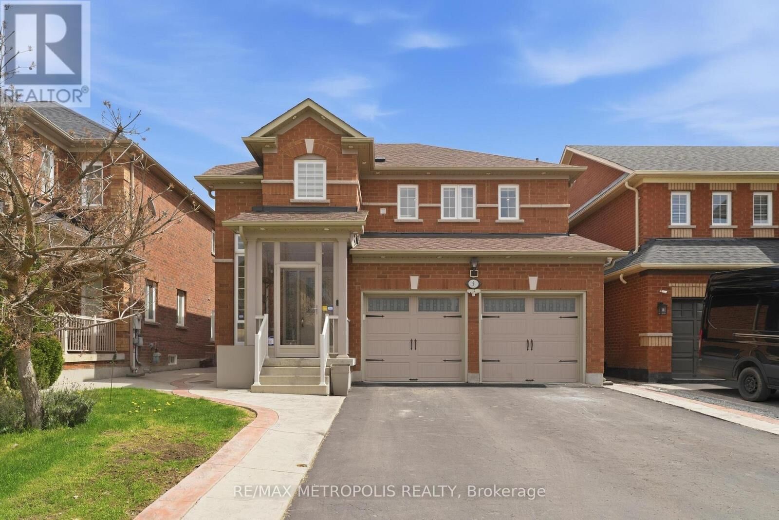 Property Photo:  9 Tan Lane  ON L6P 0Z9 