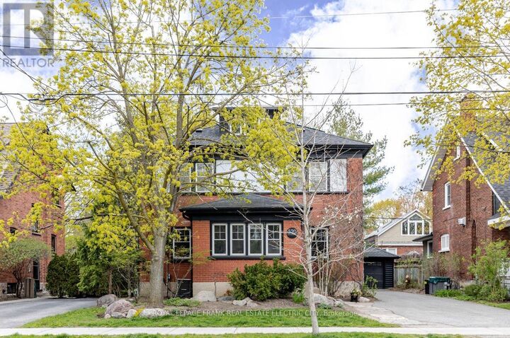 Property Photo:  520 Homewood Avenue  ON K9H 2N3 