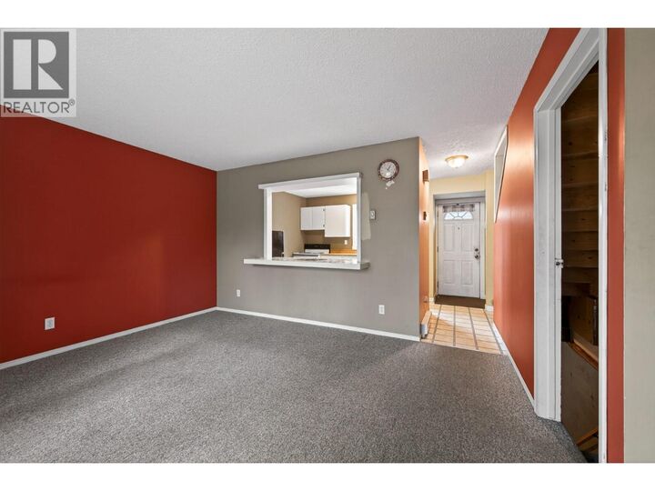 Property Photo:  1605 Summit Drive 3  BC V2E 2A5 