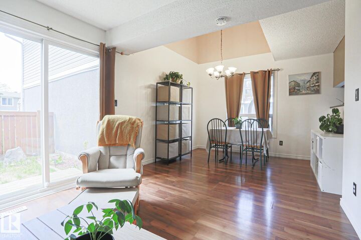 Property Photo:  600 Lakewood Road NW  AB T6K 3Y1 