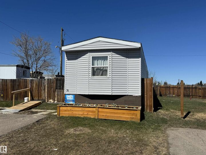 Property Photo:  51 Wildwood  AB T9M 1Z4 