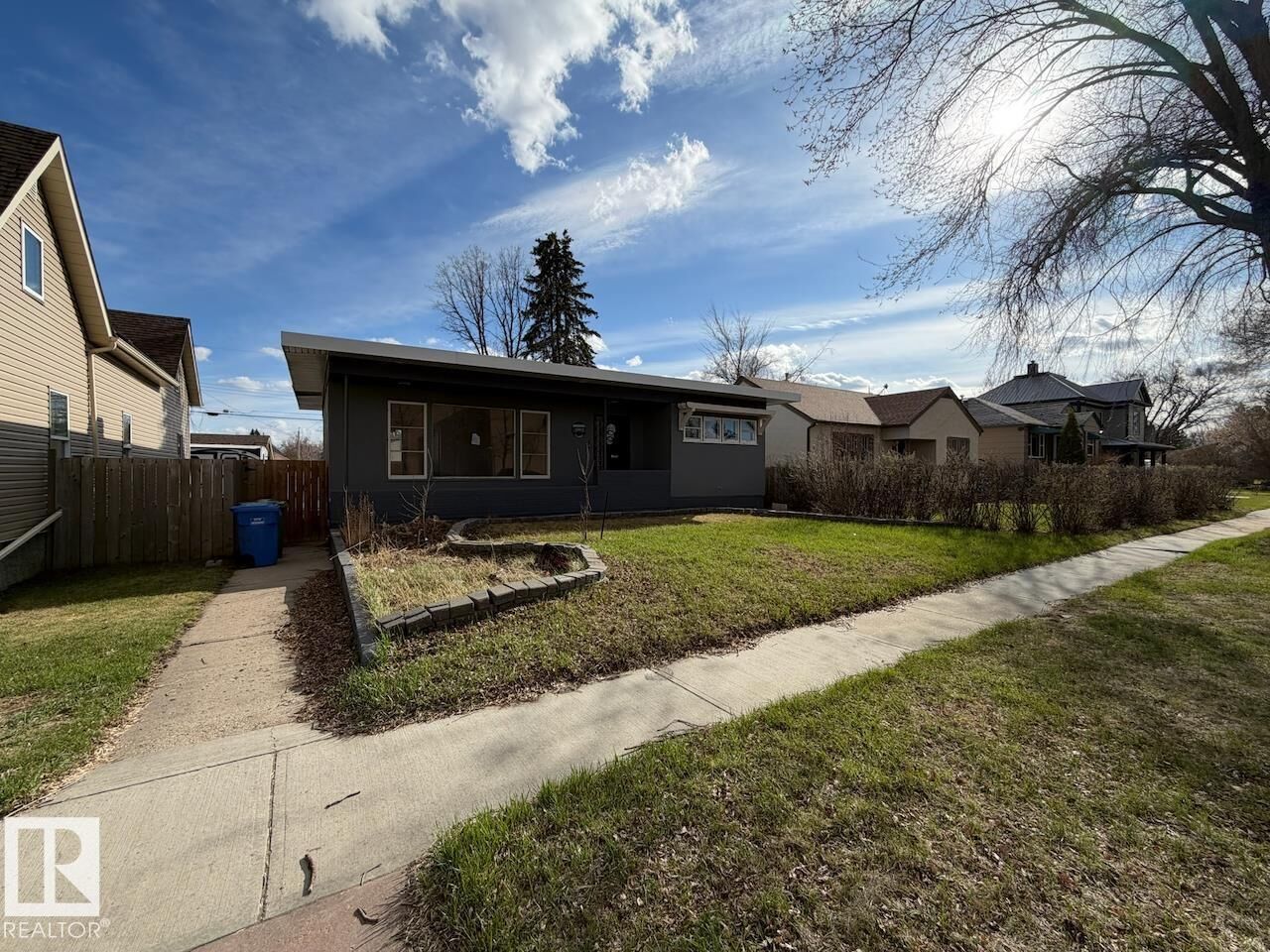 Property Photo: 5003 46 Avenue AB T9A 0H4