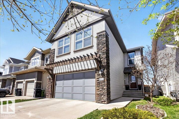 Property Photo:  3936 Claxton Loop SW  AB T6W 1Y6 