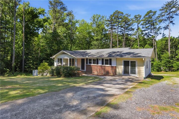 Property Photo: 418 Church Street GA 30110