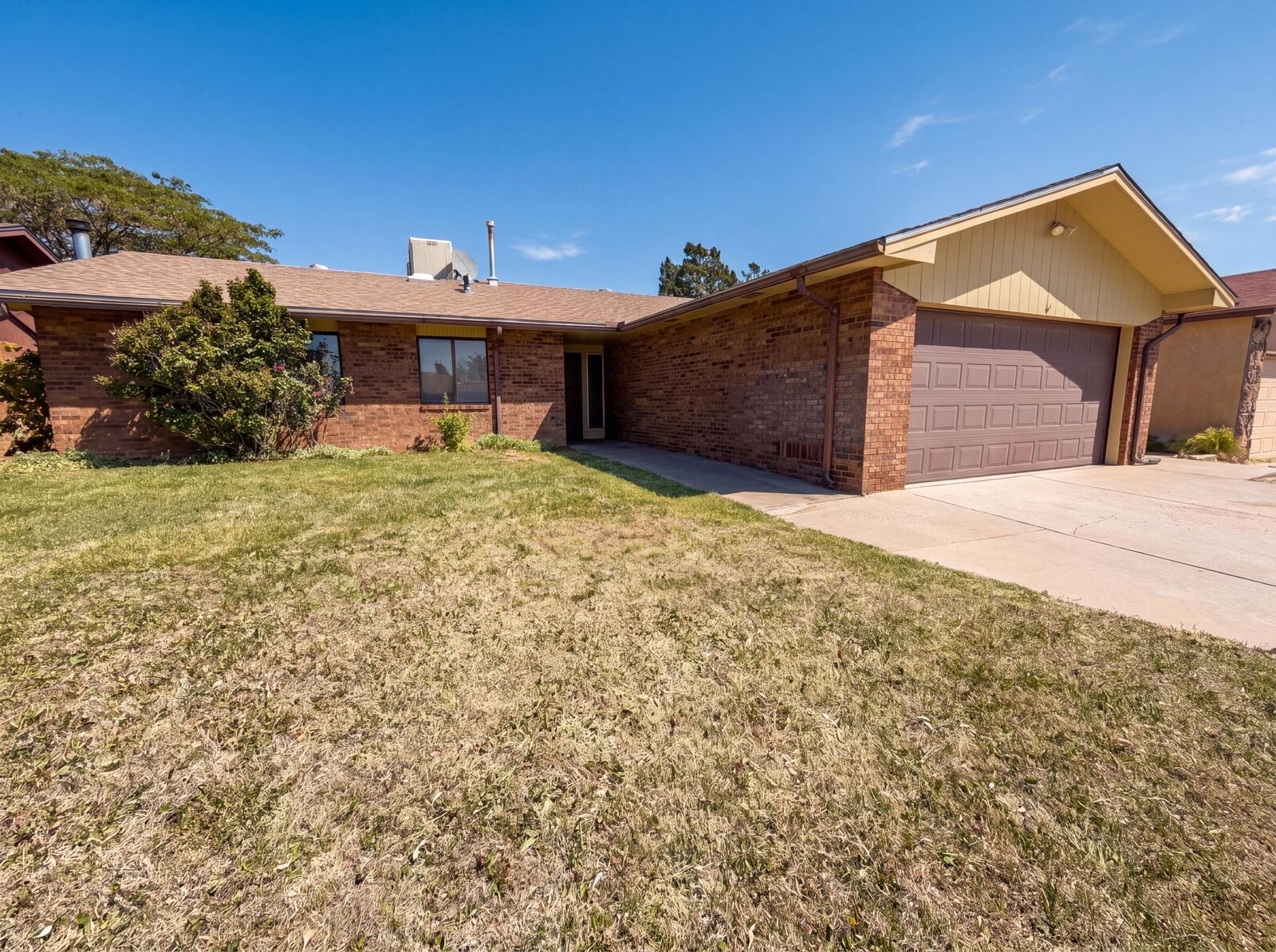 Property Photo:  816 Omaha Street NE  NM 87123 