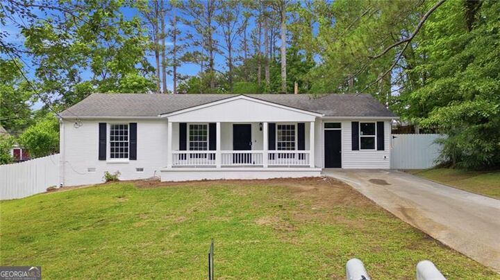 Property Photo: 4190 Conley Circle GA 30288