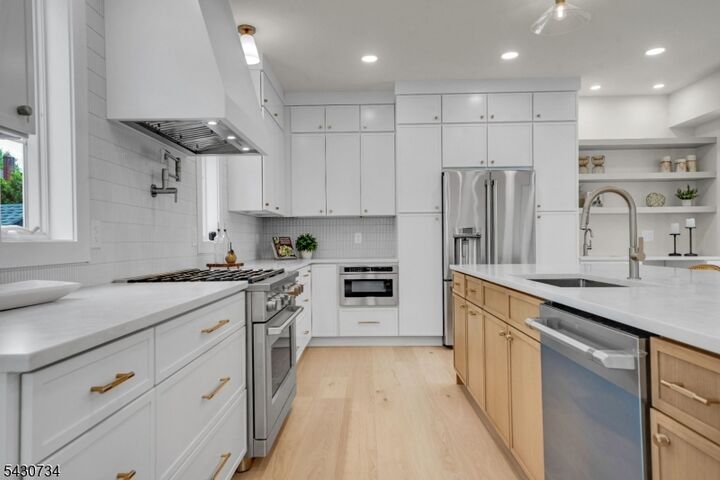 Property Photo:  24 Etmore Pl  NJ 07974 