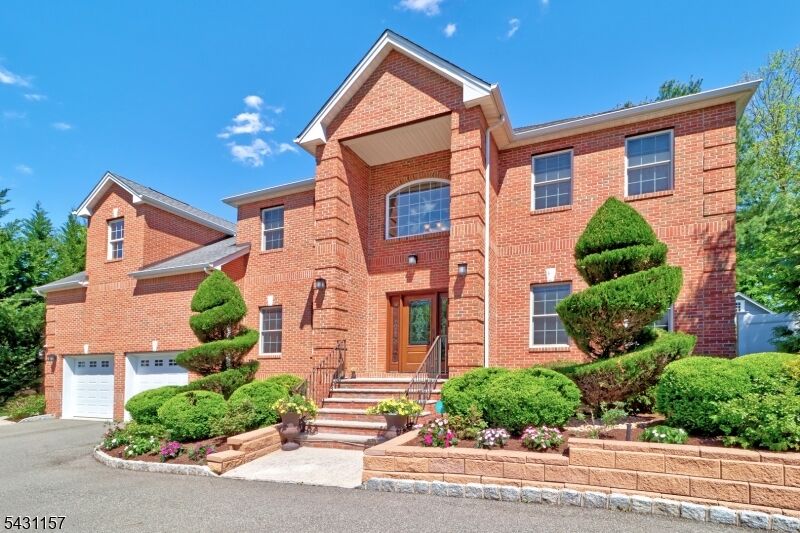 Property Photo:  301 Greenwood Ave  NJ 07932 