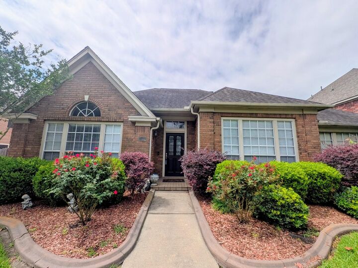 Property Photo: 13107 Walnut Lake Road TX 77065