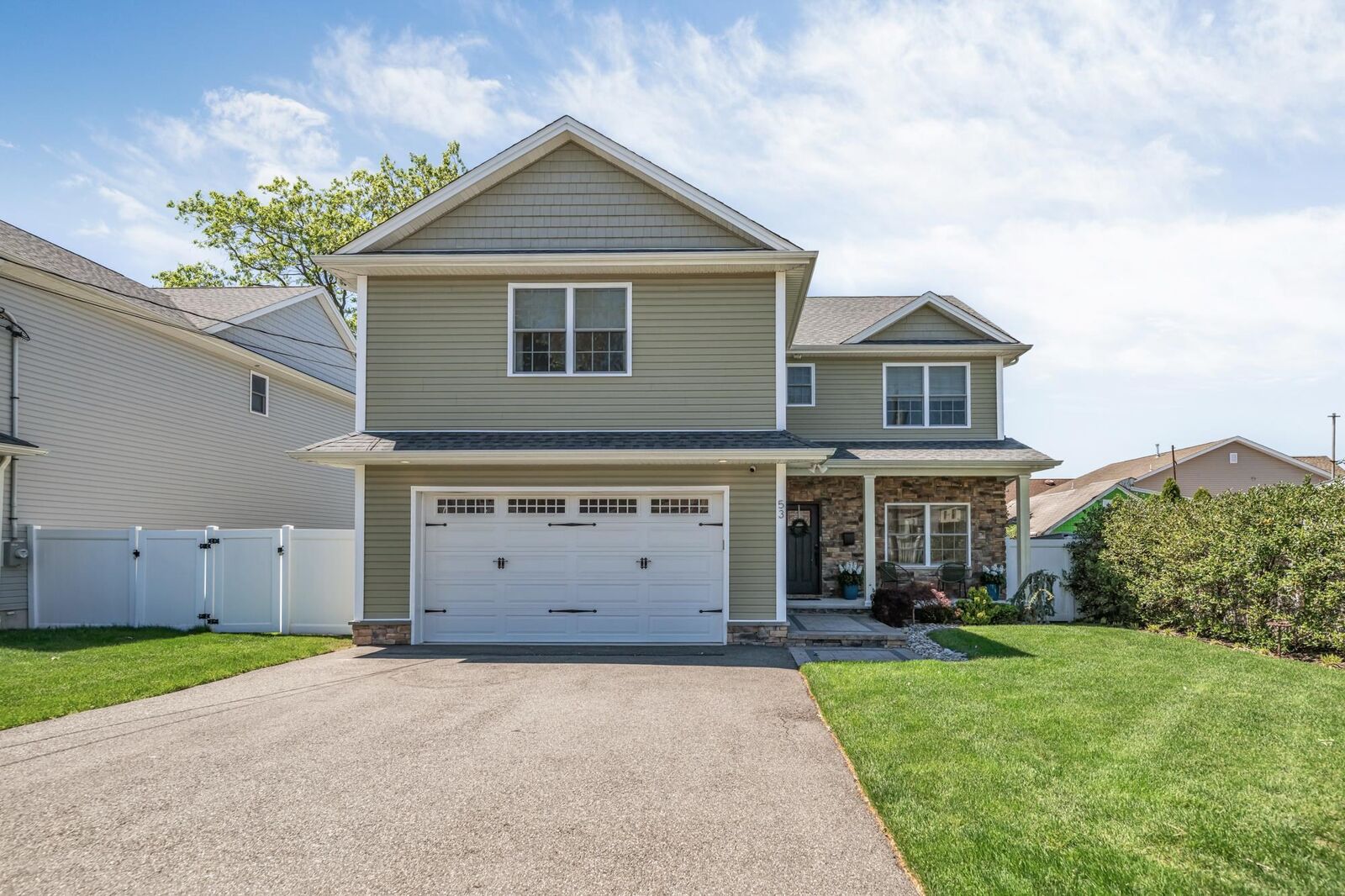 Property Photo:  53 Coger St  NJ 07663 