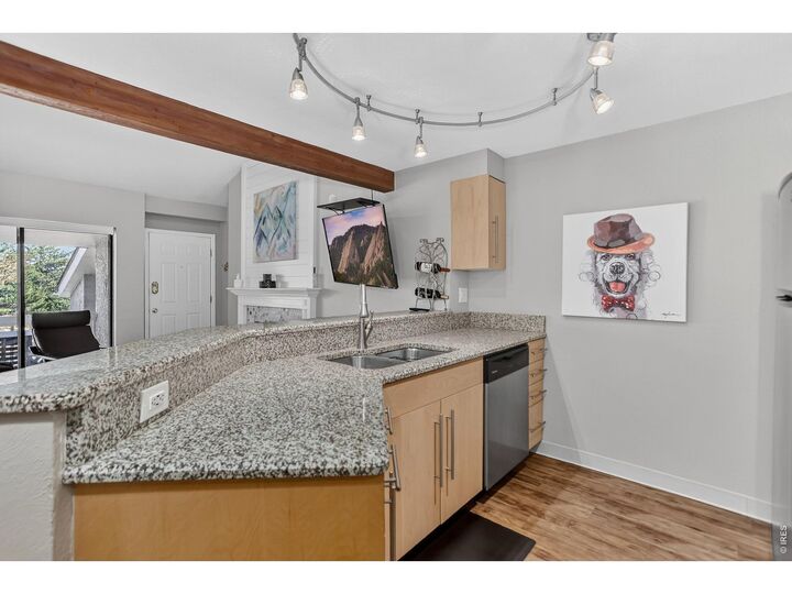 Property Photo:  40 S Boulder Cir 40-4034  CO 80303 