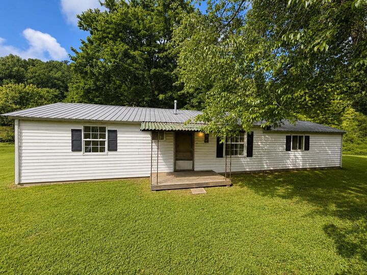 Property Photo:  14479 Kentucky 11  KY 40972 