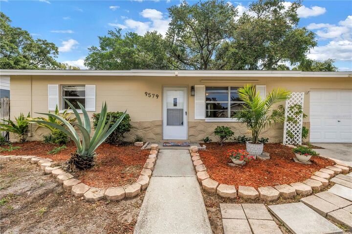 Property Photo:  9579 Golden Grove Street  FL 33772 