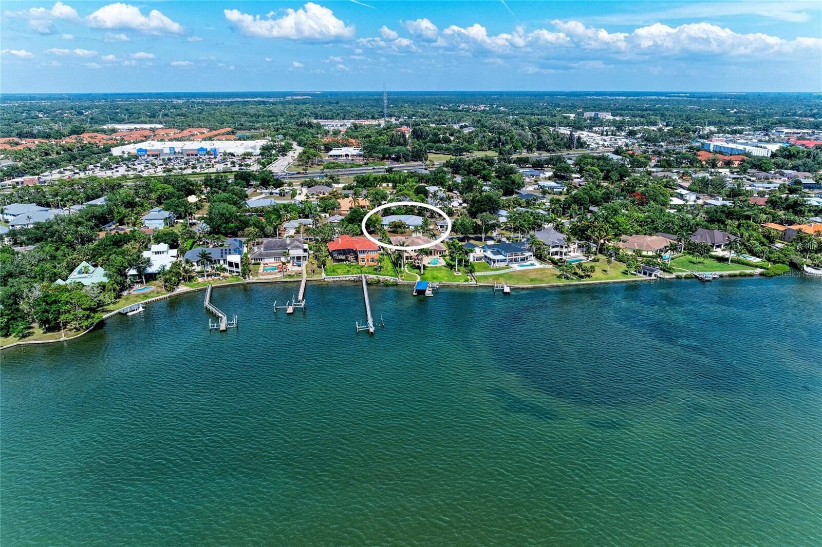 Property Photo:  347 Bayshore Drive  FL 34229 