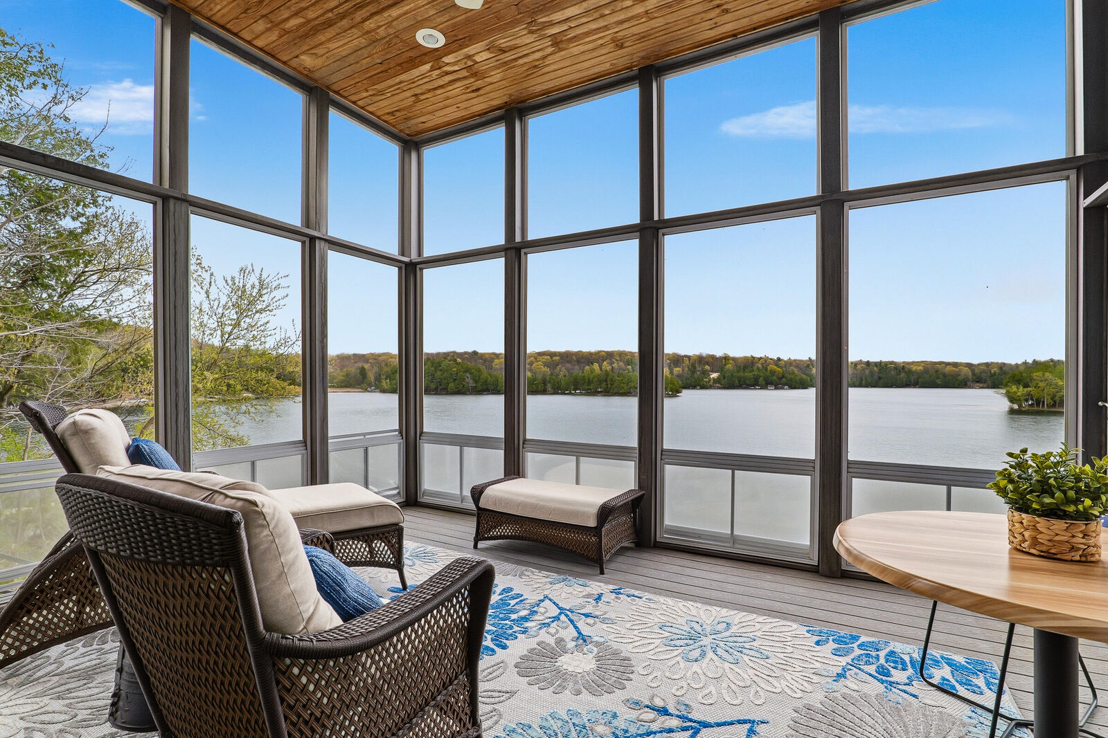 Property Photo:  14025 Cedar Terrace Rd  WI 53042 