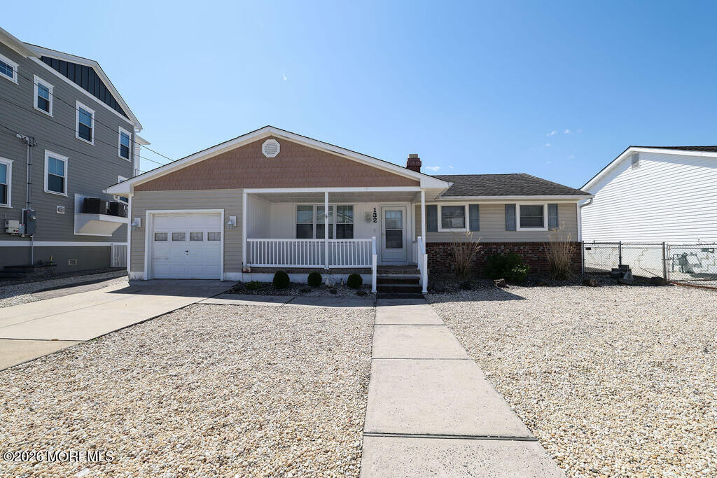 Property Photo:  132 E Navasink Drive  NJ 08087 