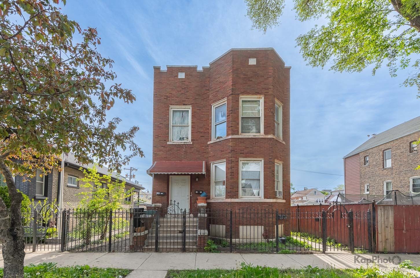 Property Photo:  2233 S Trumbull Avenue  IL 60623 