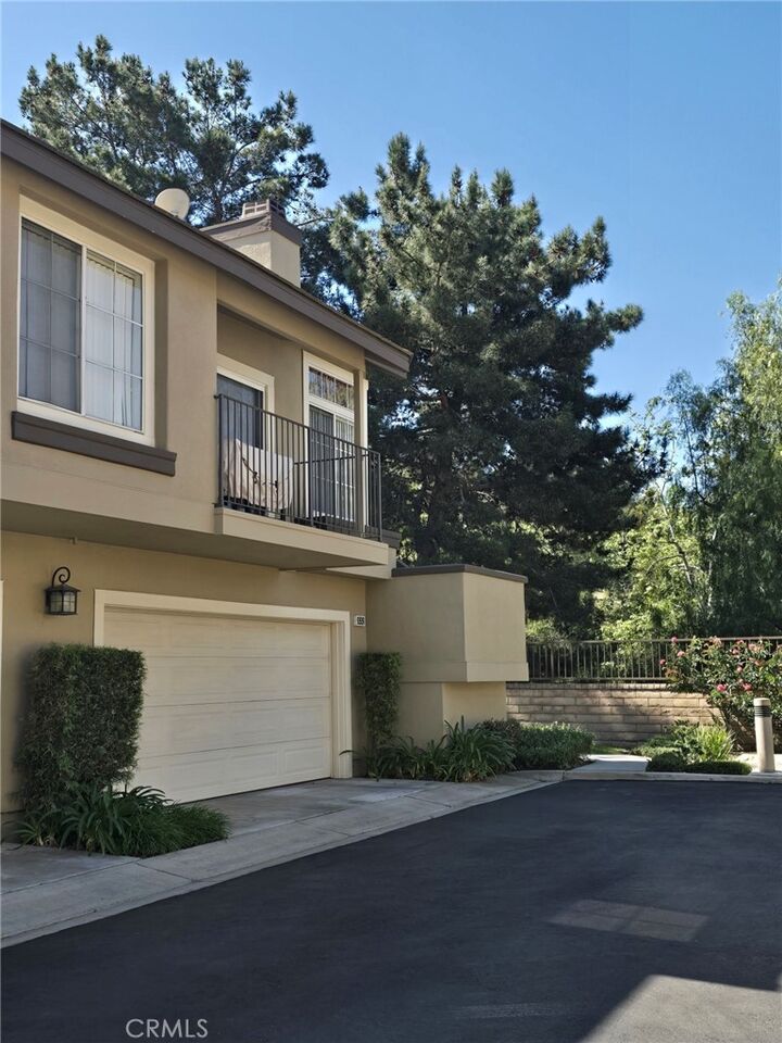 Property Photo:  655 S Glenhurst  CA 92808 