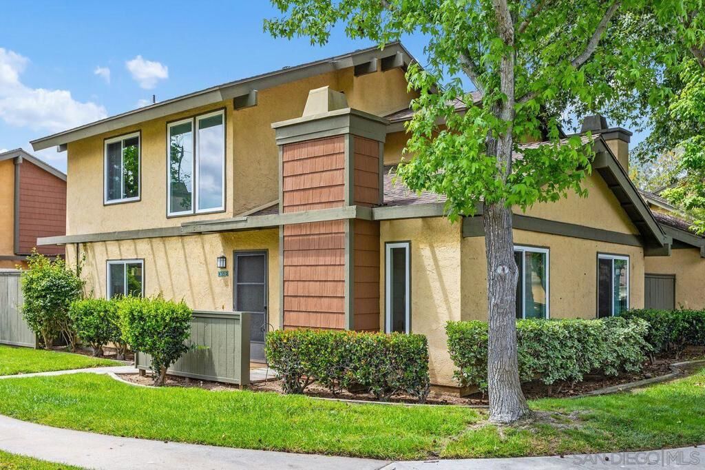 Property Photo:  10539 Caminito Glenellen  CA 92126 