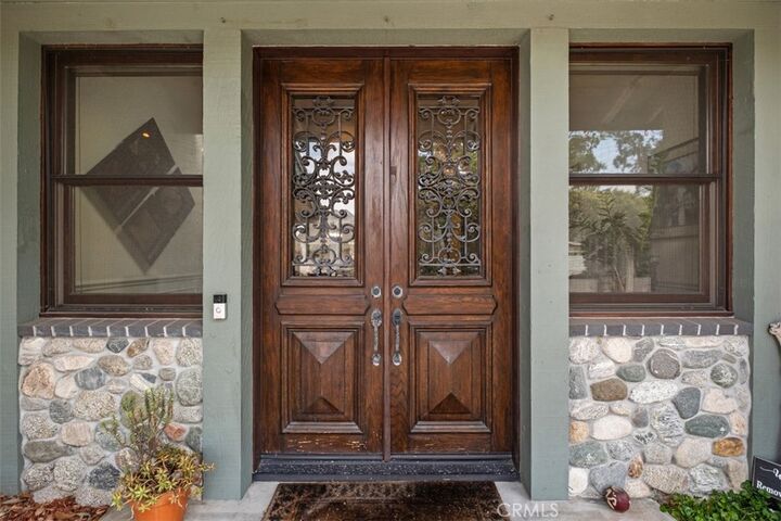 Property Photo: 1815 Kinglet Court CA 92626