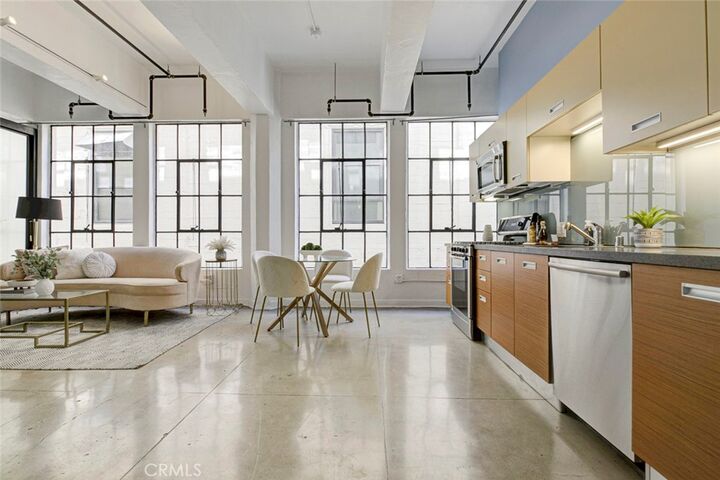 Property Photo:  746 S Los Angeles St 1009  CA 90014 