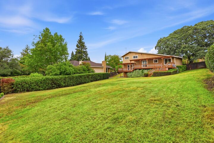 Property Photo:  9872 NE Oakplace  CA 95630 