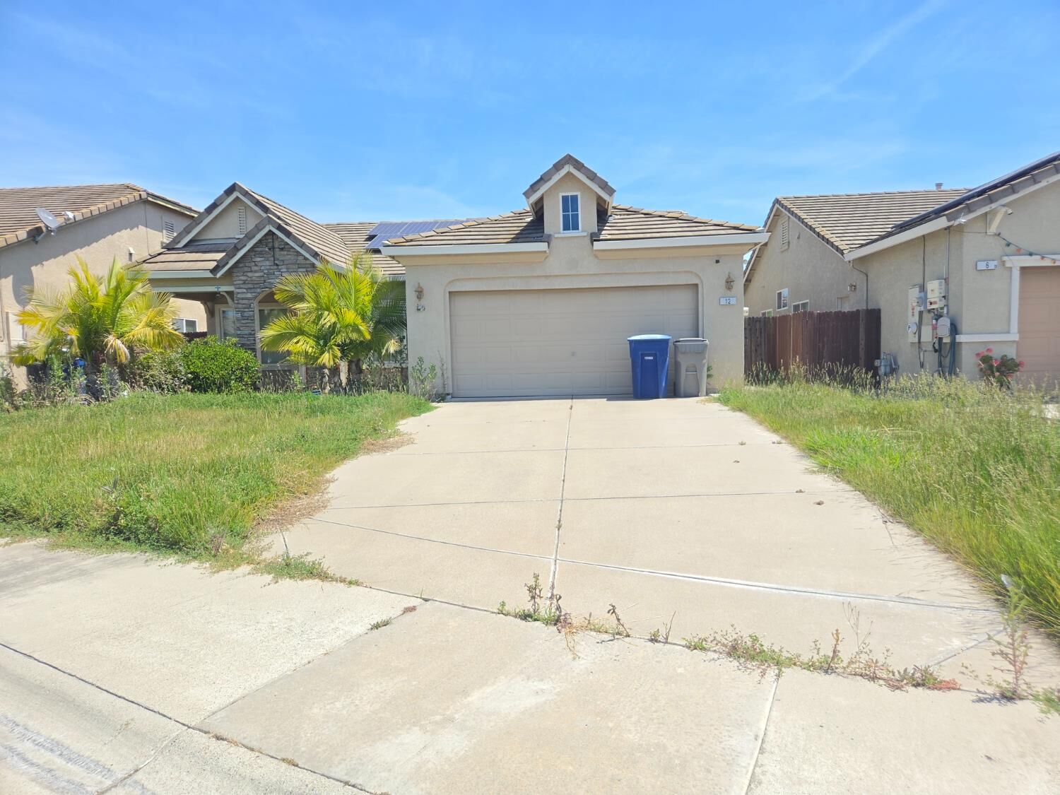 Property Photo:  12 Garden Flower Court  CA 95833 