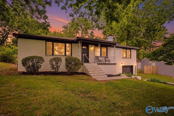 Property Photo:  2106 Phillips Road NW  AL 35810 