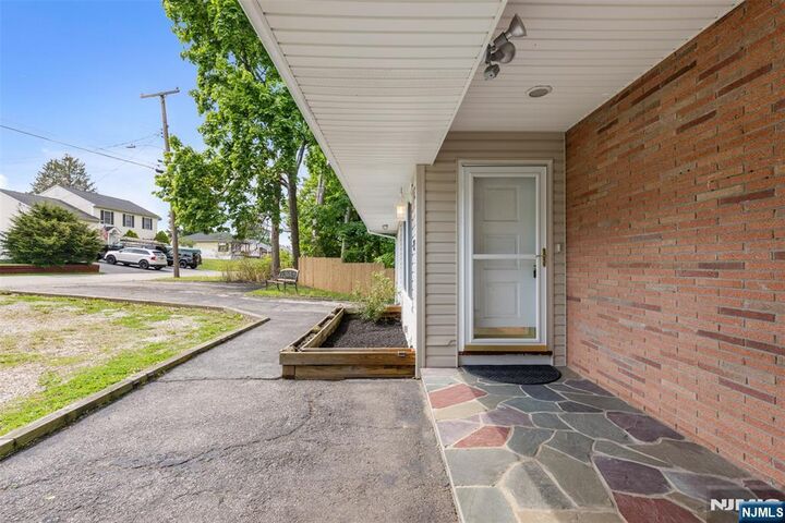 Property Photo:  23 Sterling Street  NJ 07416 