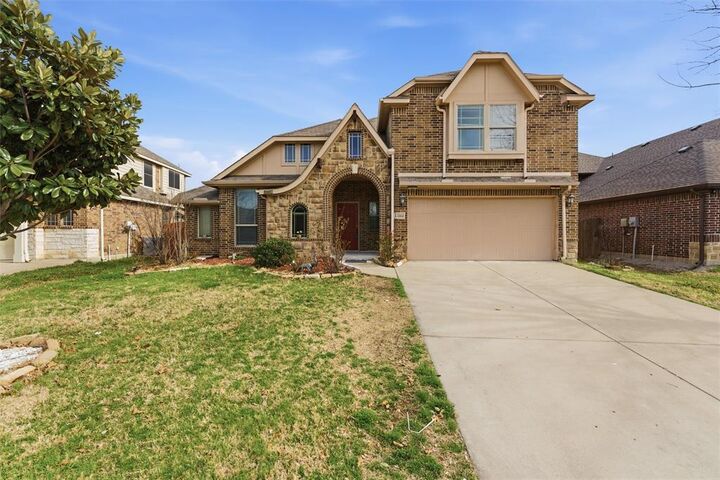Property Photo: 1310 Hearthstone Drive TX 76028