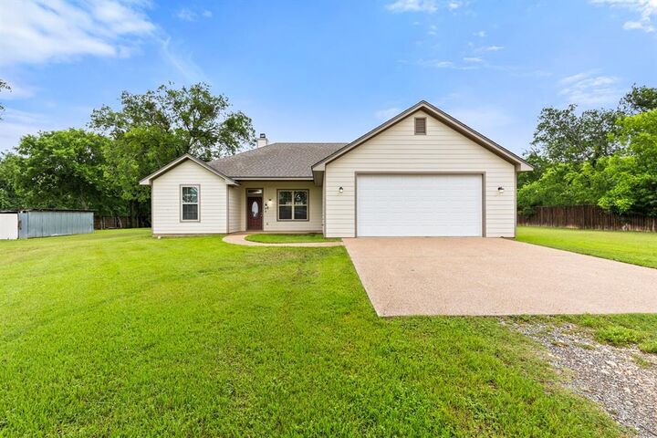 Property Photo:  263 E Cougar Lane  TX 76633 