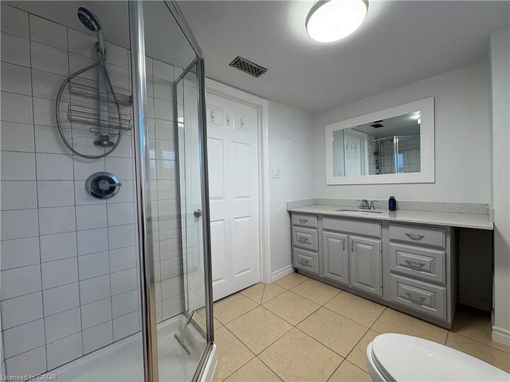 Property Photo:  285 East 28th Street  ON L8V 3J2 