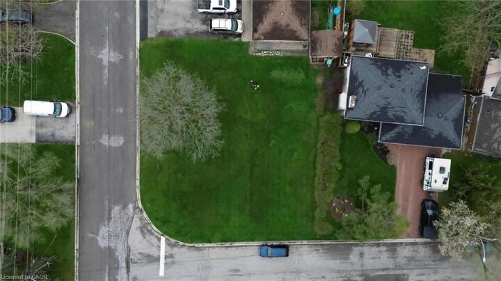 Property Photo: 36 Wallis Avenue ON L0R 2A0