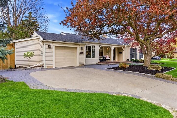 Property Photo:  2079 Gary Crescent  ON L7R 1T1 