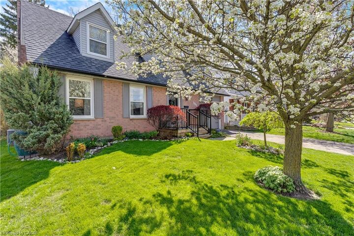 Property Photo:  288 Grand Ridge Drive  ON N1S 4X1 
