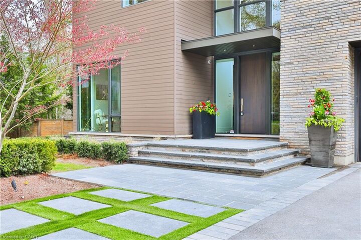 Property Photo:  1102 Crestview Street  ON L6J 2C6 