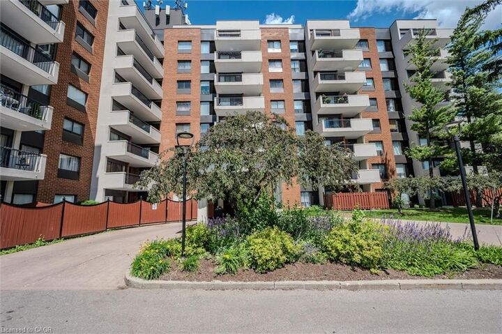 Property Photo: 260 Sheldon Avenue 609 ON N2H 6P2