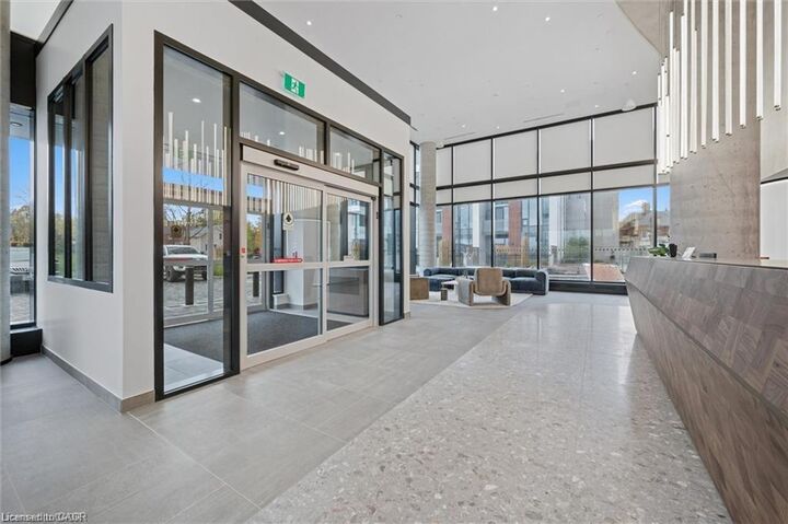 Property Photo:  25 Wellington South Street 1205  ON N2G 0G5 