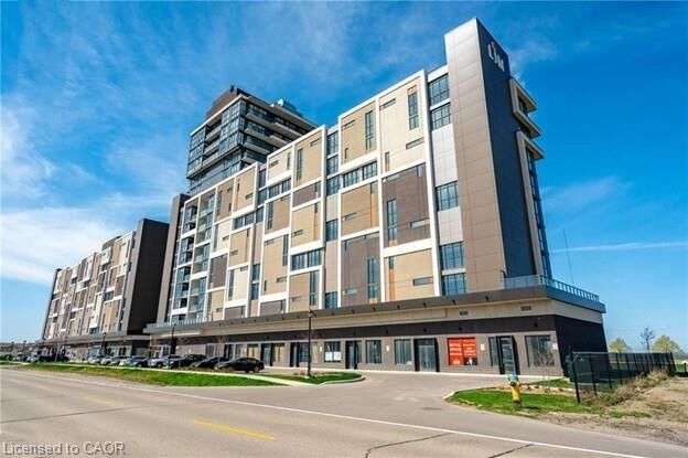 Property Photo:  550 North Service Road 905  ON L3M 0H9 