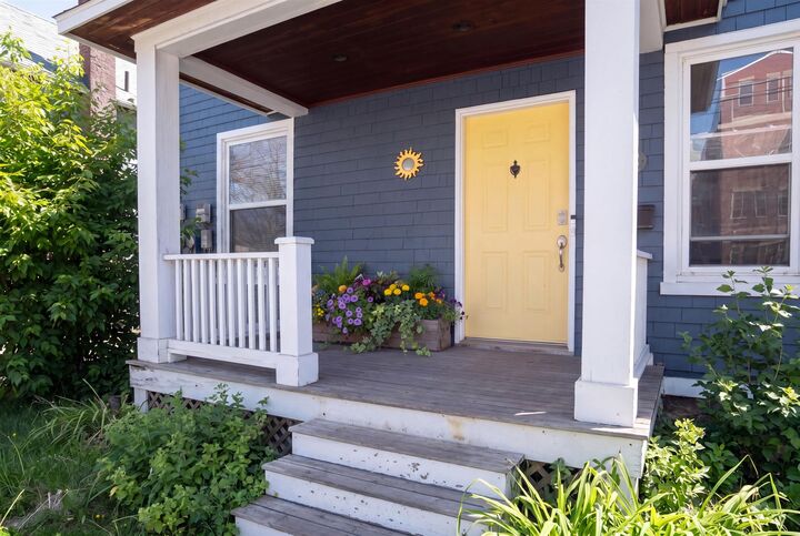 Property Photo:  222 Grafton Street  PE C1A 1L4 