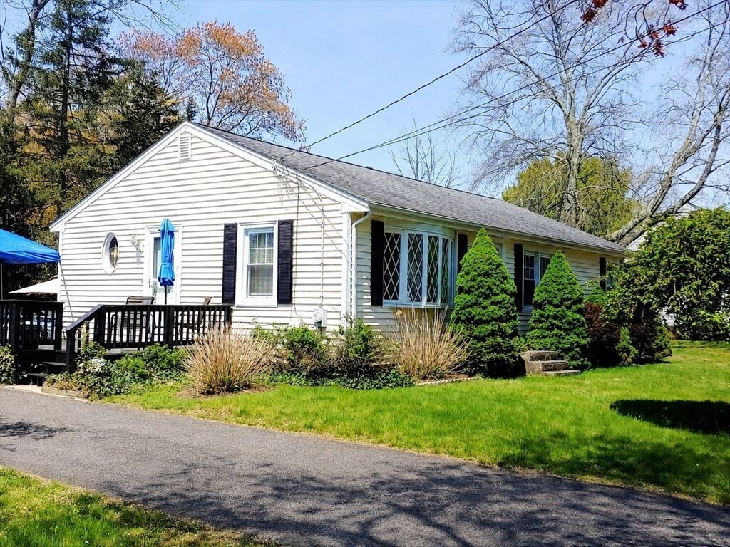Property Photo:  39 Elvira St  MA 02019 