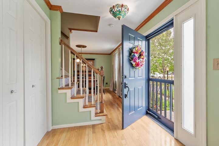 Property Photo:  14 Oriole Circle  MA 01545 