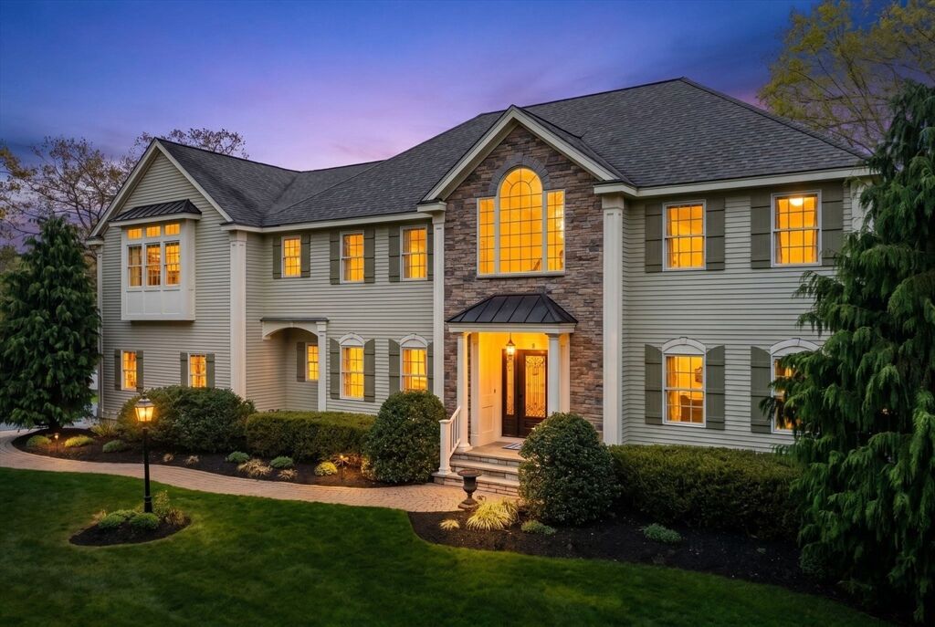 Property Photo:  2 Barron Ct  MA 01810 