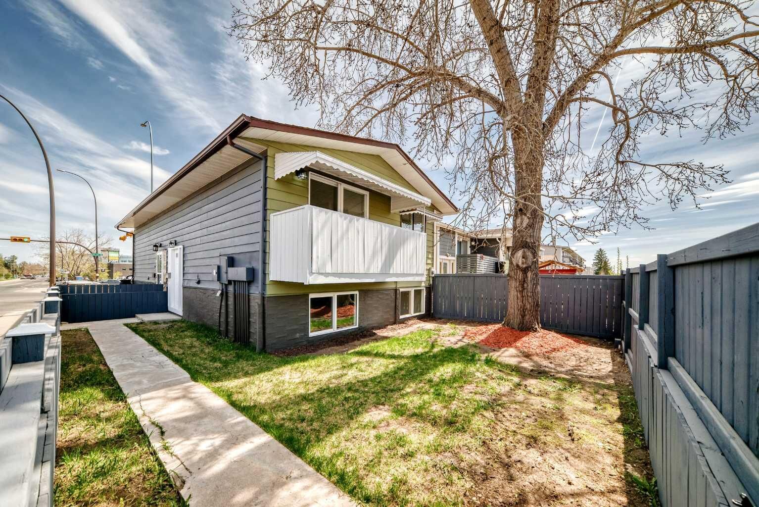 Property Photo:  903 44 Street SE F  AB T2A 5K7 