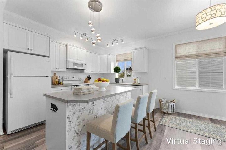 Property Photo:  29 N Railway Street 201  AB T1S 1B6 