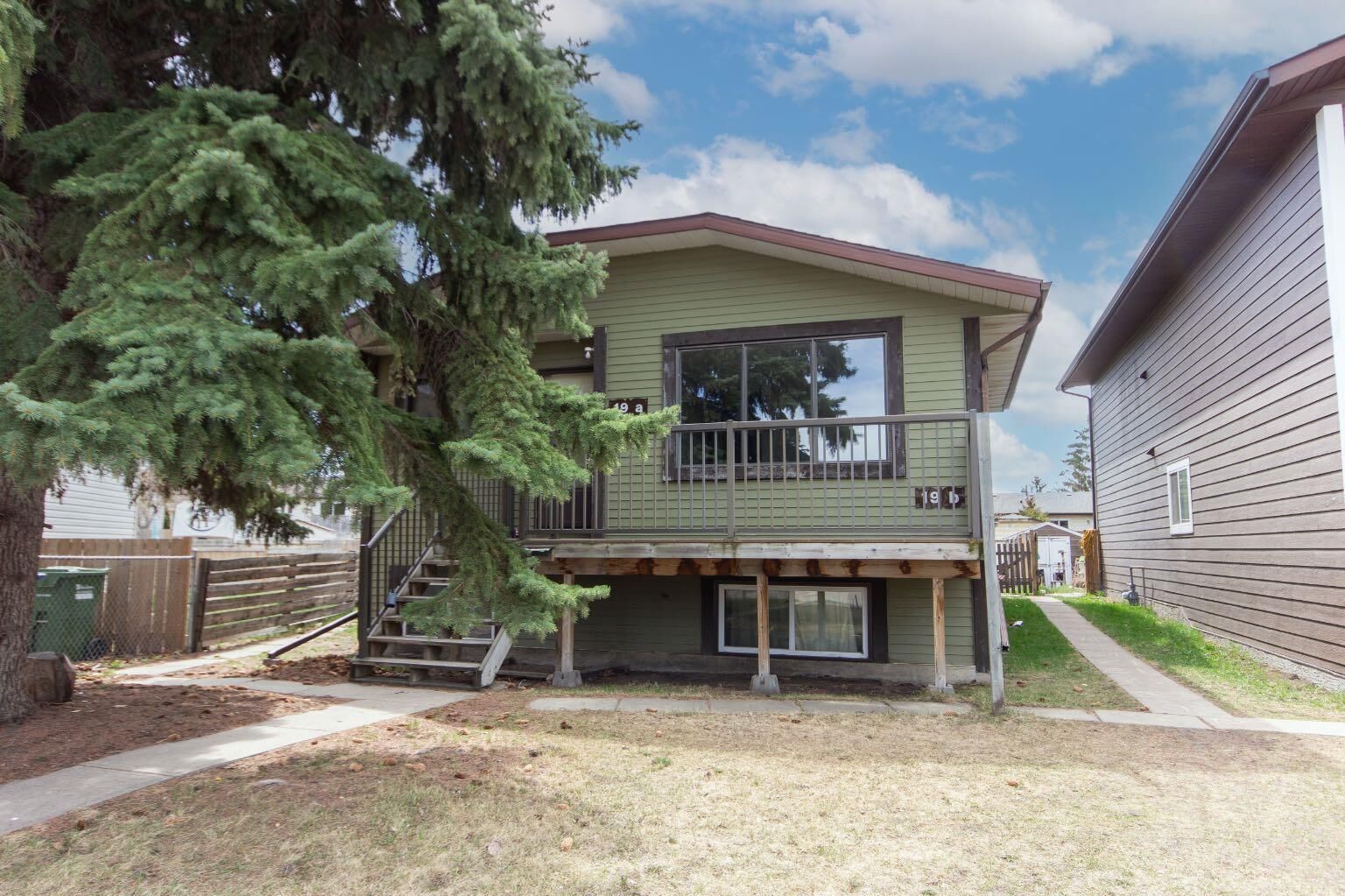 Property Photo:  19 Gibson Close  AB T4P 2Z3 