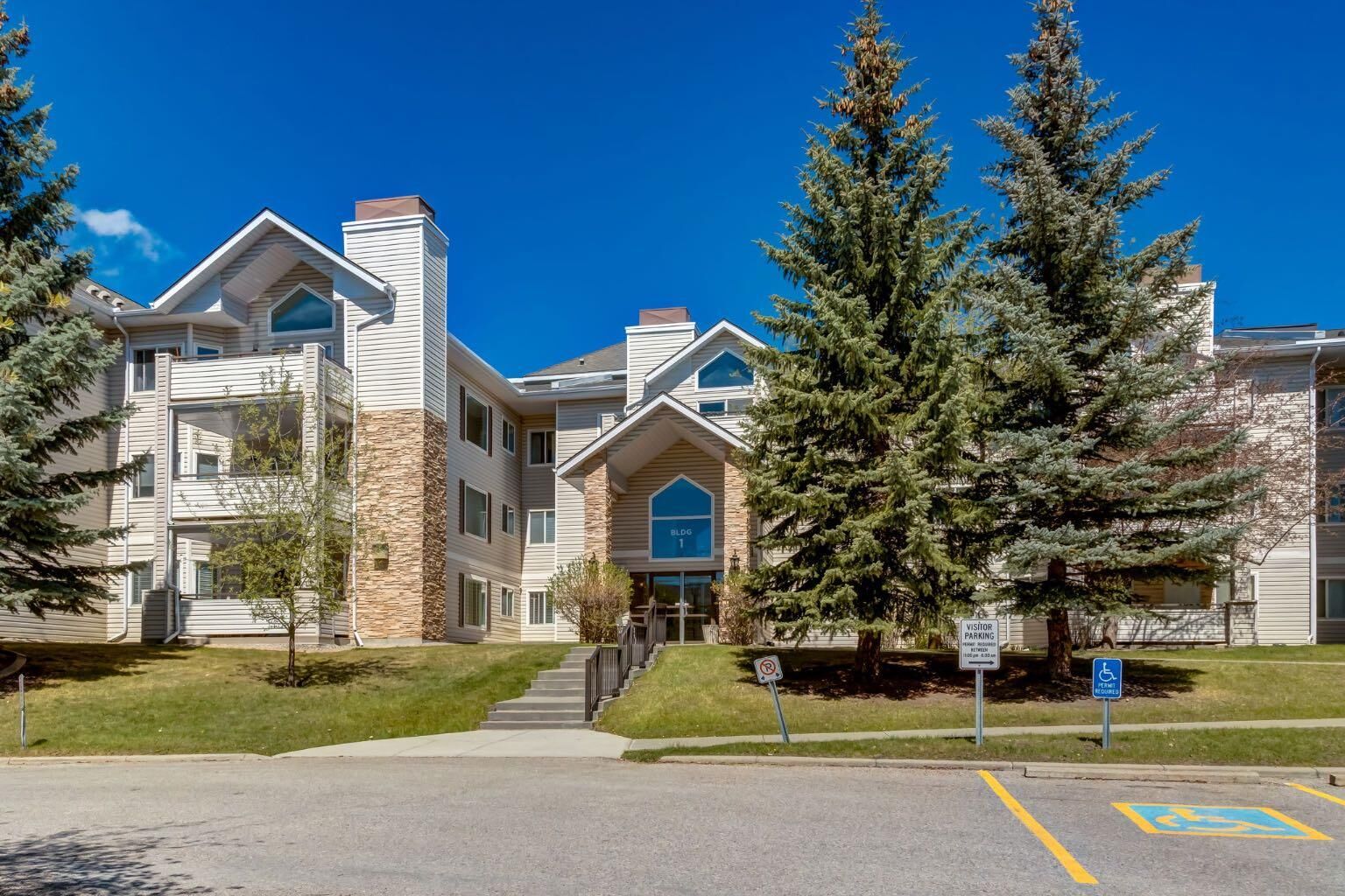Property Photo:  7451 Springbank Boulevard SW 1315  AB T3H 4K5 
