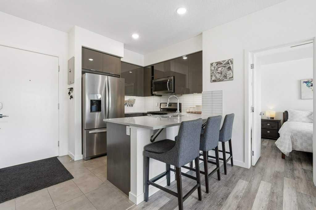 Property Photo:  120 18 Avenue SW 305  AB T2S 3H5 