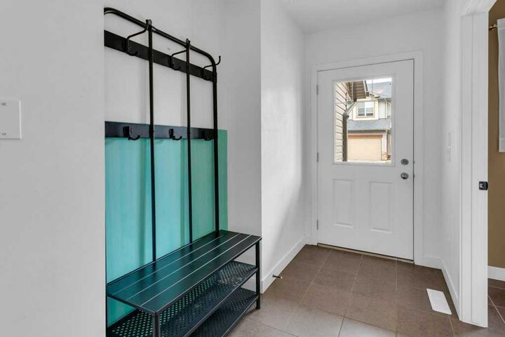 Property Photo:  413 River Avenue 305  AB T4C 0N9 